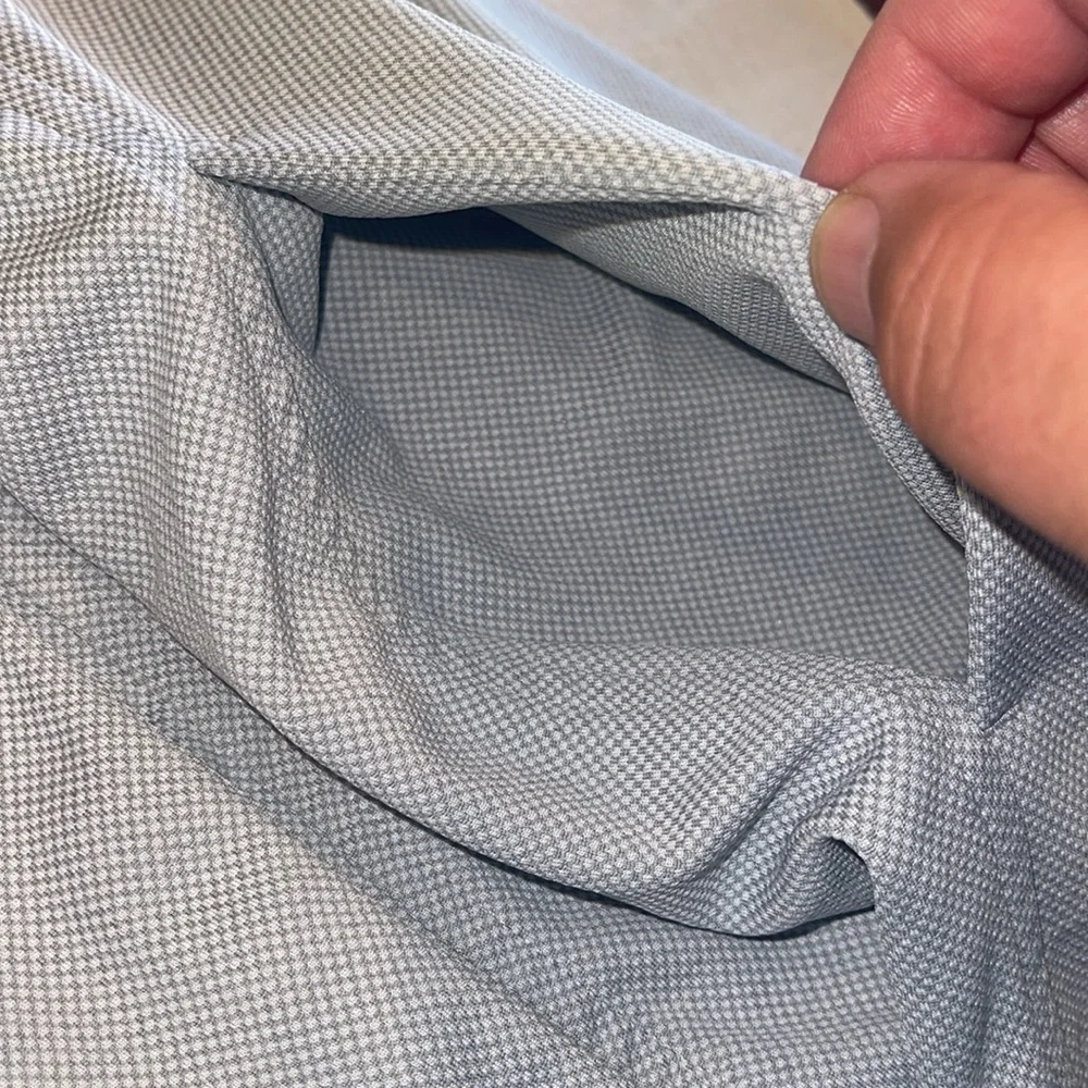 26113 Brooks Brothers performance series vest gray SZ XL LITE and comfortable - Picture 10 of 10